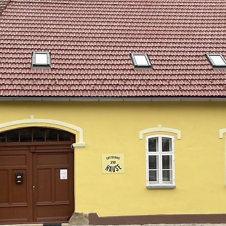 Zu Hause Pension Vrbov Buitenkant foto